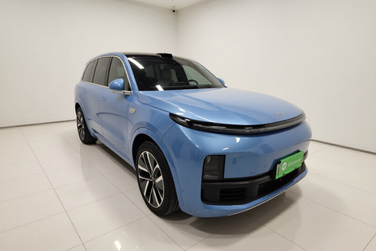 理想汽车 理想L9 2022款 Max车身外观3