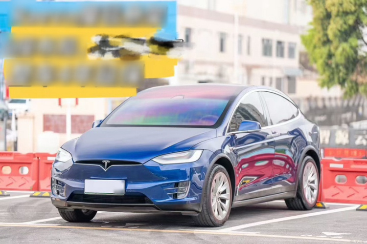特斯拉 Model X 2019款 长续航版车身外观1