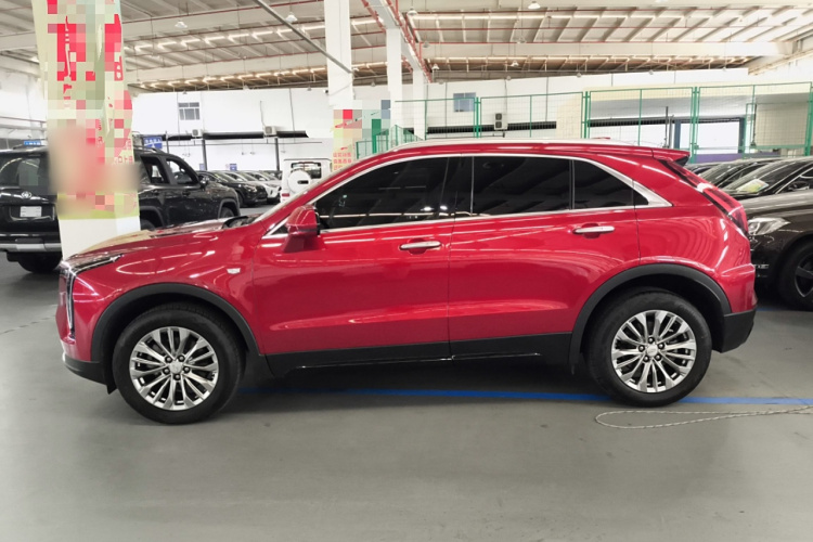 凯迪拉克XT4 2024款 28T 两驱豪华型车身外观4