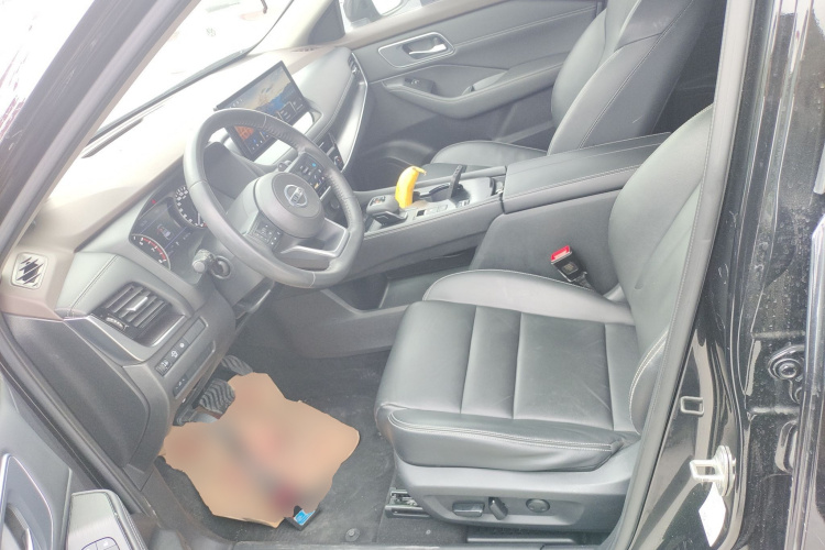 日产 奇骏 2021款 VC-Turbo 300 CVT 2WD豪华版中控内饰19