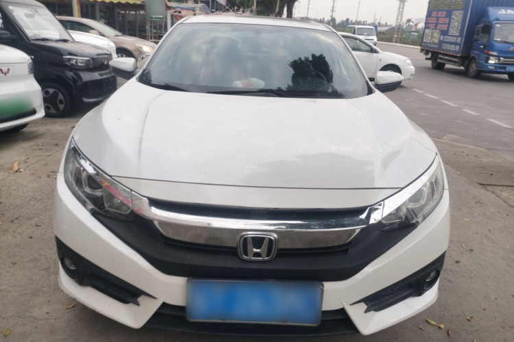 本田 思域 2016款 220TURBO CVT豪华版车身外观2