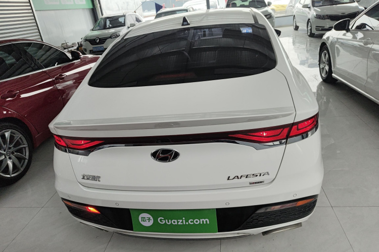 现代 菲斯塔 2019款 280TGDi 运动版 国VI车身外观6