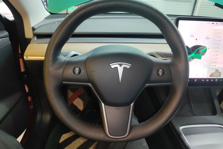 特斯拉 Model 3 2021款 标准续航后驱升级版中控内饰13
