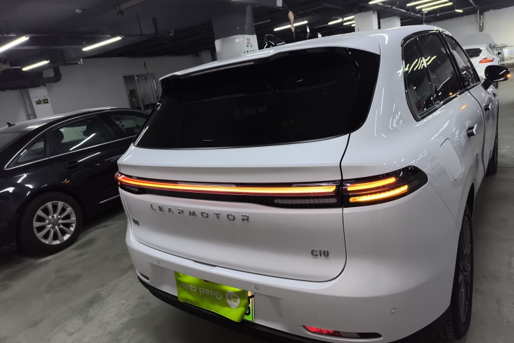 零跑汽车 零跑C10 2026款 210悦享版车身外观6