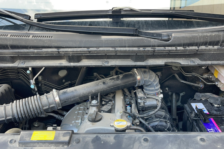 江淮瑞风 瑞风M3 2025款 PLUS 1.8L 手动舒适版 9座局部细节24