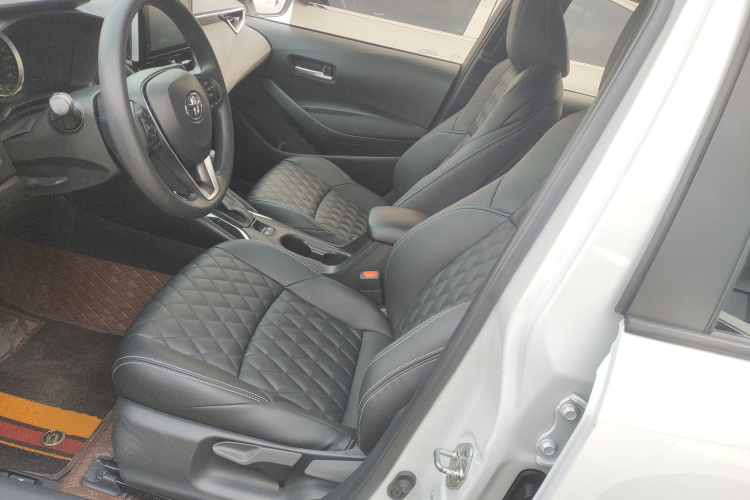 丰田 雷凌 2021款 185T CVT豪华版中控内饰19