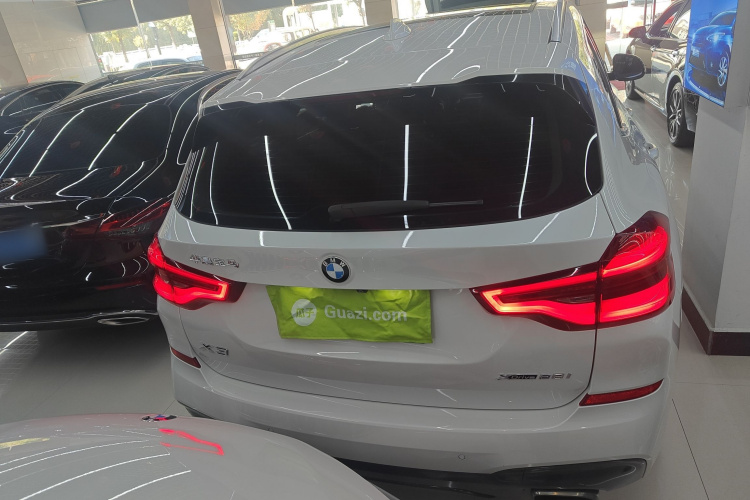 宝马X3 2020款  xDrive28i M运动套装车身外观6