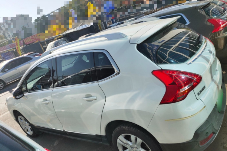 标致3008 2013款 2.0L 自动潮流版车身外观6003