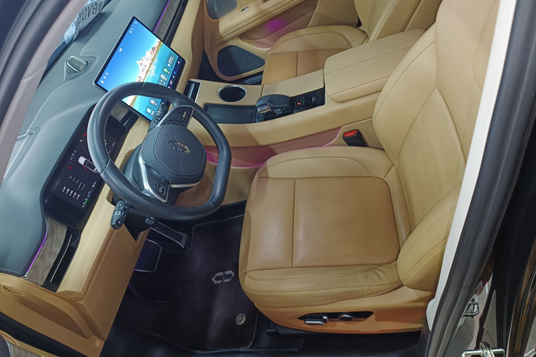 鸿蒙智行 问界M5 2022款 增程四驱性能版中控内饰19