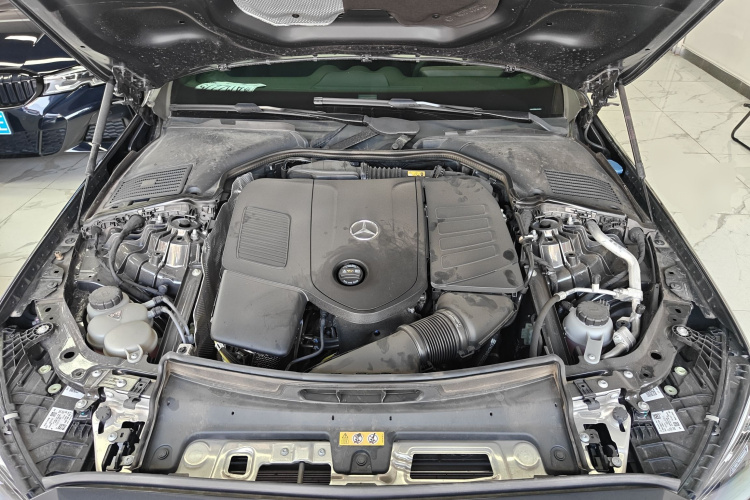 奔驰C级 2025款 C 260 L 皓夜运动版局部细节24