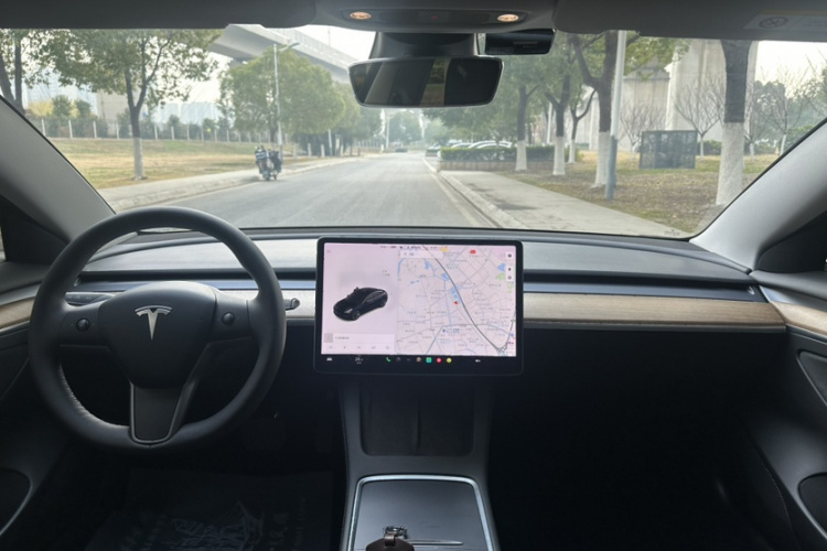 特斯拉 Model 3 2021款 标准续航后驱升级版中控内饰7003