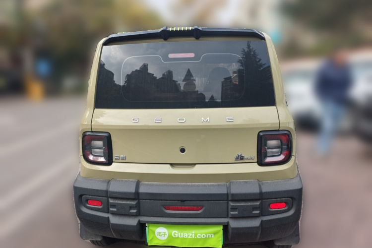 吉利银河 2025款 210km 熊猫骑士车身外观6