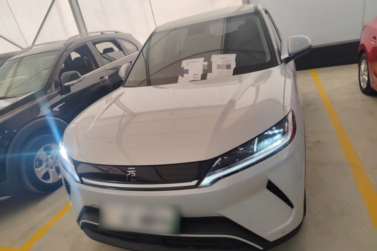 比亚迪 元UP 2025款 301KM 领航型车身外观2