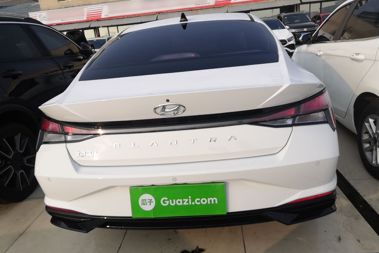 现代 伊兰特 2022款 1.5L CVT GLX精英版车身外观6