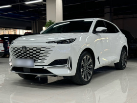 长安UNI-K 2021款 2.0T 尊贵型