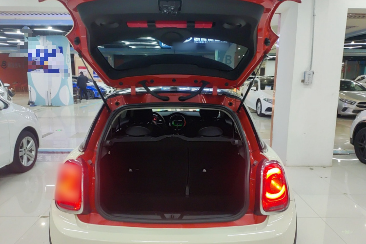 MINI 2018款 1.5T ONE PLUS机舱底盘23