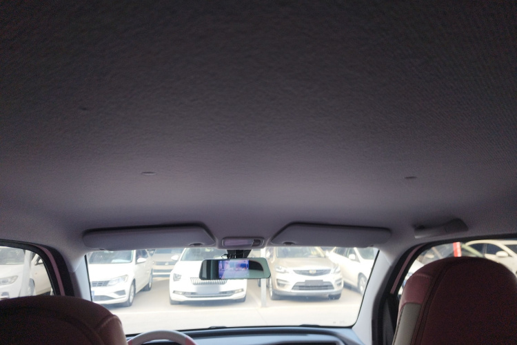 五菱汽车 宏光MINIEV 2022款 马卡龙时尚款 磷酸铁锂中控内饰22