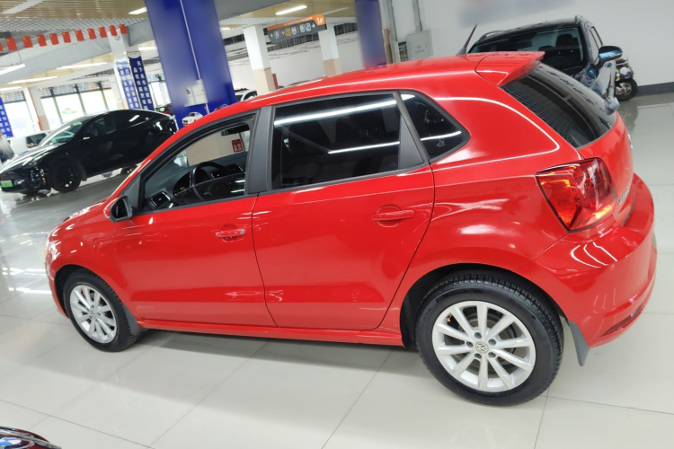 大众 Polo 2014款 1.6L 自动豪华版车身外观4