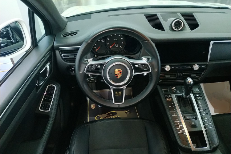 保时捷 2018款 Macan 2.0T中控内饰13