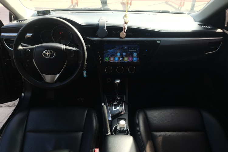 丰田 雷凌 2016款 1.6G CVT精英版中控内饰7002