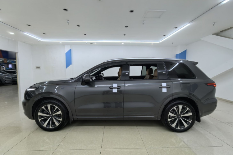 理想汽车 理想ONE 2021款 增程6座版车身外观6002