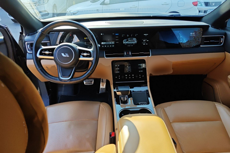 理想汽车 理想ONE 2021款 增程6座版中控内饰7002