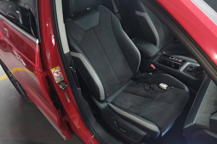 奥迪Q3 2020款 35 TFSI 时尚动感型中控内饰41