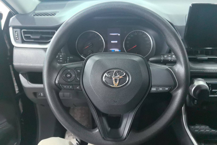 丰田 威兰达 2023款 2.0L CVT两驱领先版局部细节13