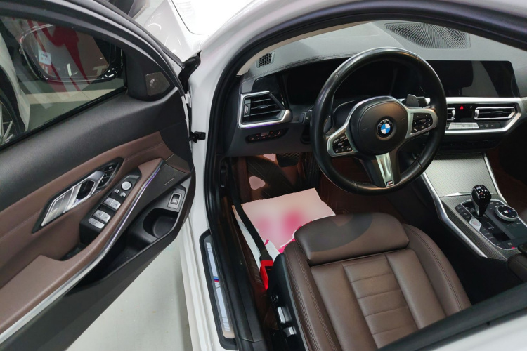 宝马3系 2021款 325Li M运动曜夜套装中控内饰20