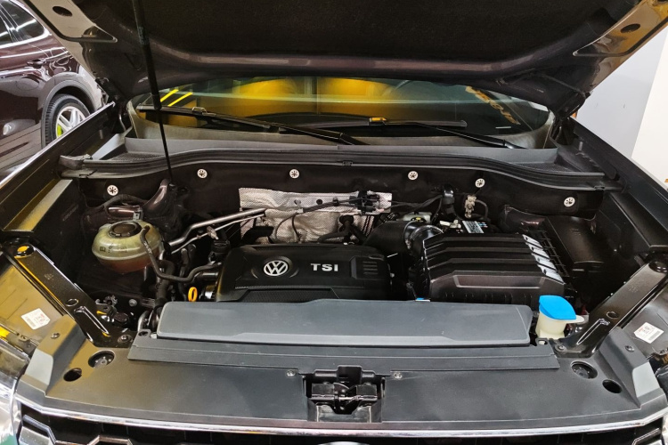 大众 途昂 2020款 380TSI 四驱豪华版 国VI机舱底盘24