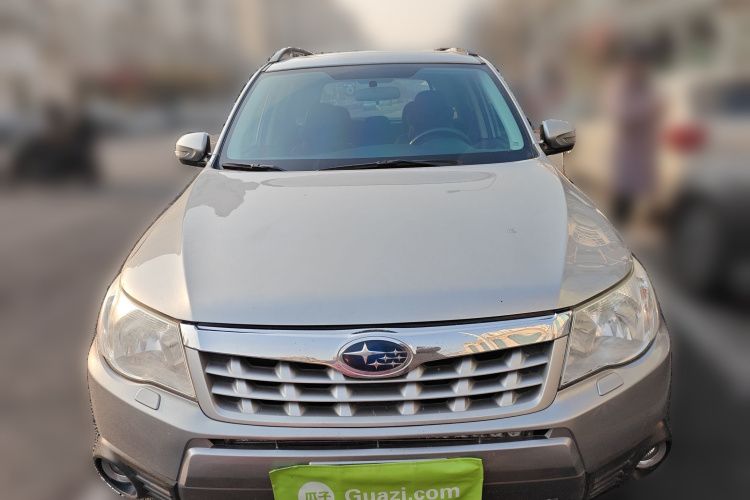 斯巴鲁 森林人 2011款 2.5XS 自动豪华版车身外观2