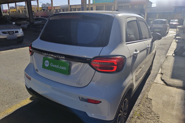 零跑汽车 零跑T03 2024款 310舒享版车身外观7