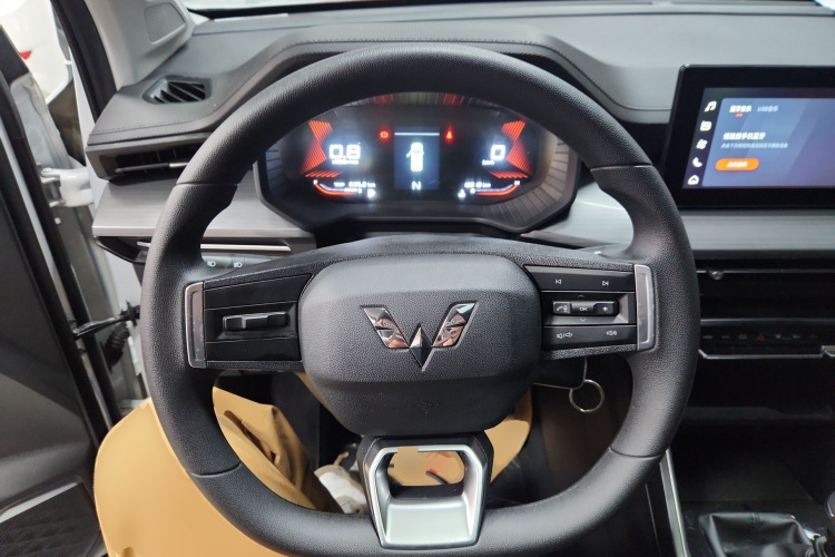 五菱汽车 五菱星辰 2021款 1.5T 手动星光版中控内饰13