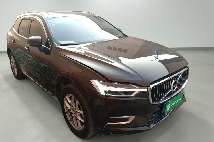 沃尔沃XC60 2020款 T5 四驱智逸豪华版车身外观3