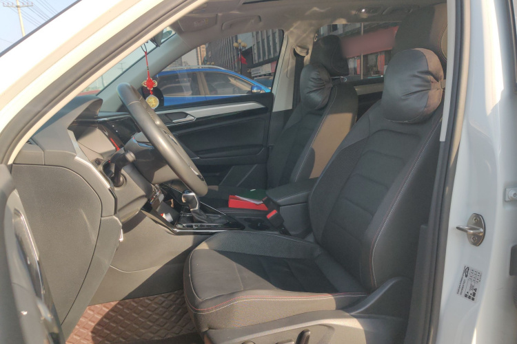 大众 探岳 2020款 330TSI 两驱豪华智联版中控内饰19