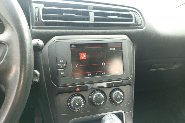 雪铁龙 C4世嘉 2018款 1.6L 自动豪华型局部细节16