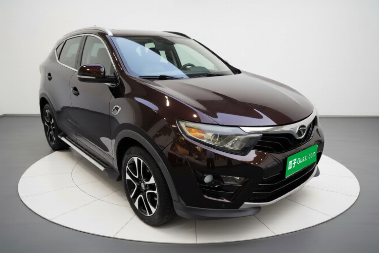 东南DX7 2015款 1.5T 自动精英型车身外观3