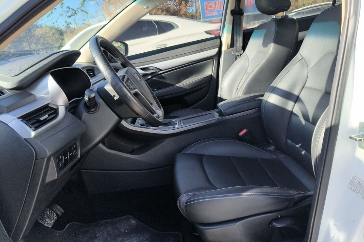 吉利汽车 帝豪 2018款 1.5L CVT向上互联版中控内饰19