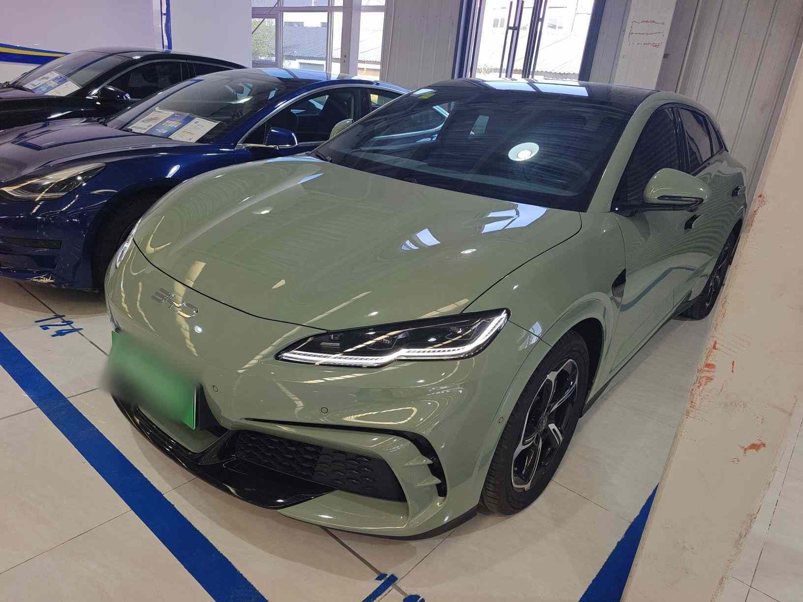 比亚迪 海豹06GT 2025款 智驾版 605热浪版(2)