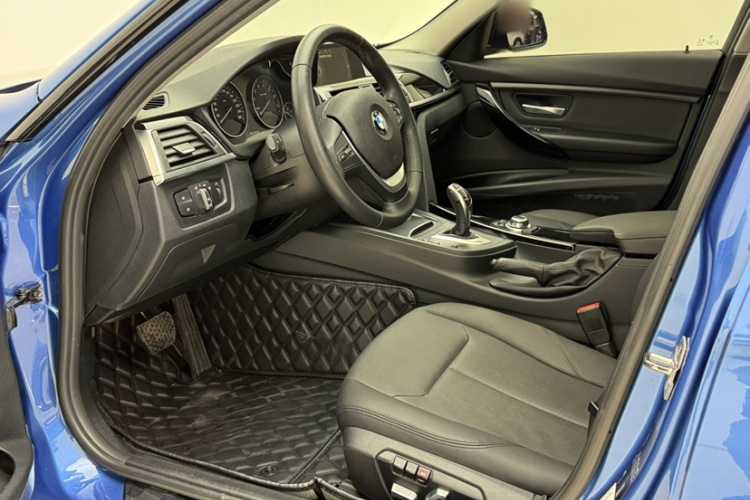 宝马3系 2017款 320Li M运动型局部细节19