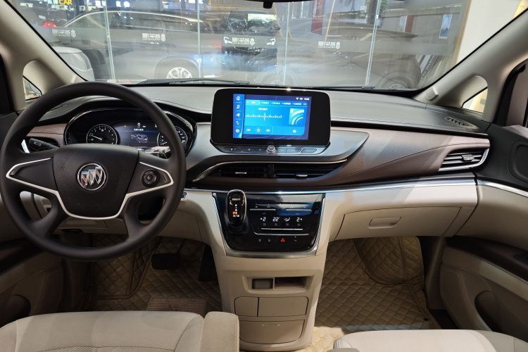 别克GL8 2021款 陆上公务舱 652T 舒适型中控内饰7003