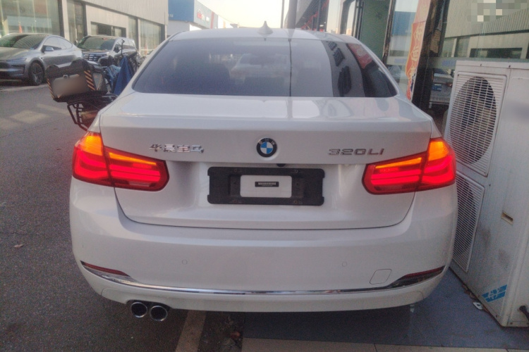 宝马3系 2017款 320Li 时尚型车身外观6004