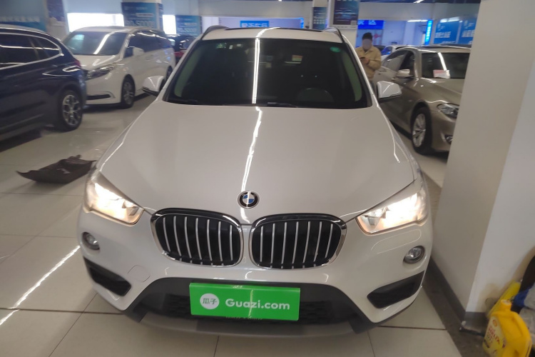 宝马X1 2018款 sDrive18Li 时尚型车身外观6001