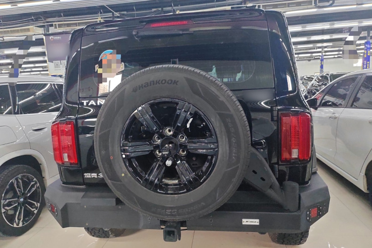 坦克300 2023款 越野版 2.0T 征服者车身外观6004