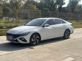 现代 伊兰特 2023款 1.5L CVT GLX精英版