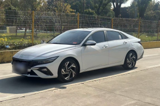 现代 伊兰特 2023款 1.5L CVT GLX精英版