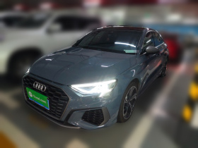 奥迪A3 2022款 A3L Limousine 35 TFSI RS套件燃速型