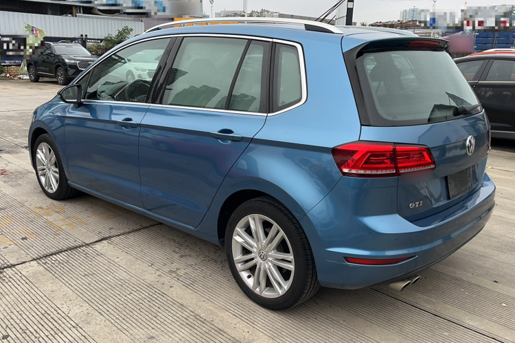 大众 高尔夫·嘉旅 2018款 280TSI 自动豪华型车身外观6006