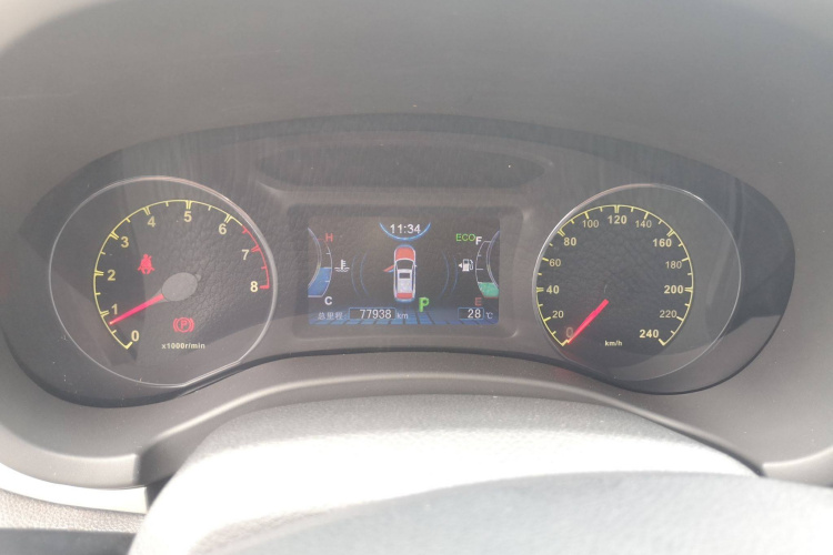 比亚迪 宋 2018款 1.5TID 自动智联尊贵型局部细节14