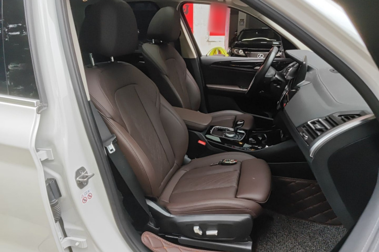 宝马X3 2022款 改款 xDrive25i M运动套装局部细节41